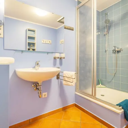 Vogelhaus Gobbin Lancken-Granitz