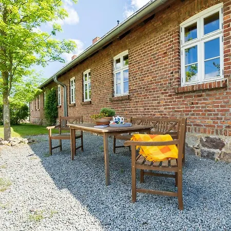 Vogelhaus Gobbin Lancken-Granitz