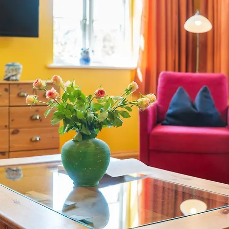 Vogelhaus Gobbin Apartment