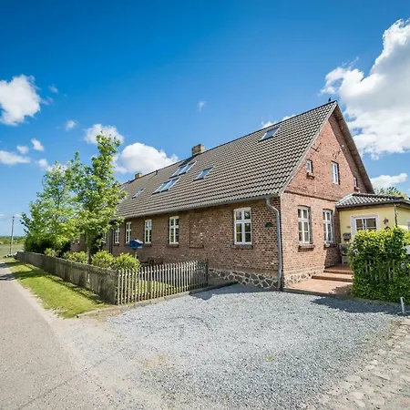 Vogelhaus Gobbin Apartment Lancken-Granitz